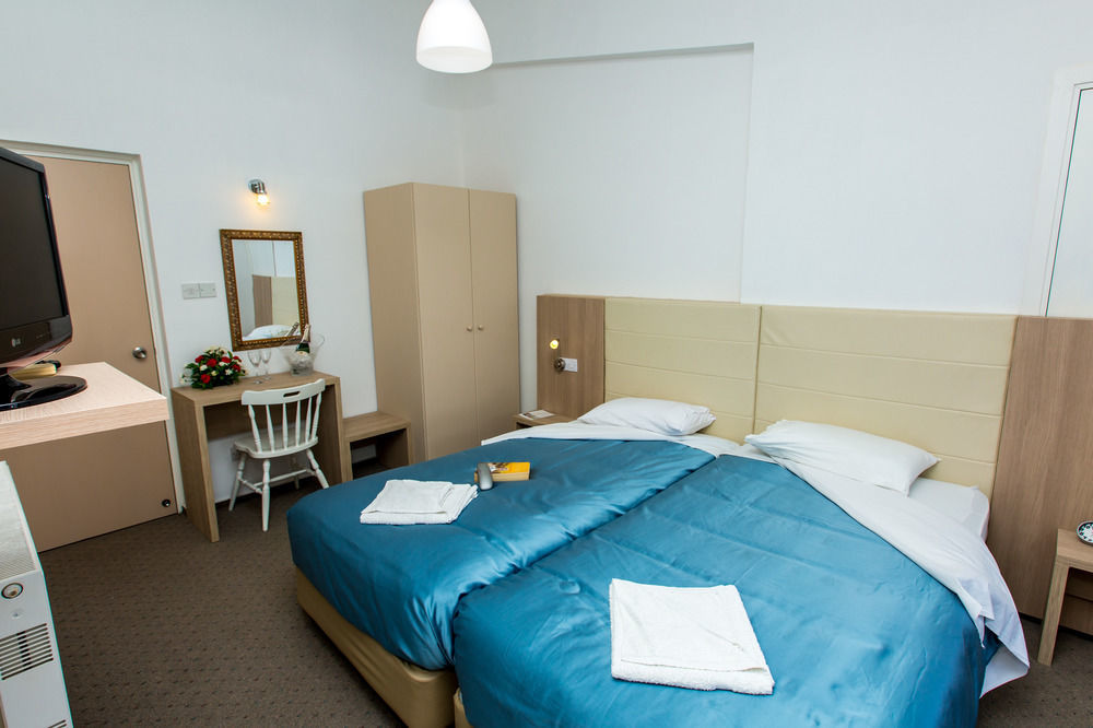Fitosinn Hotel Geroskipou Екстериор снимка